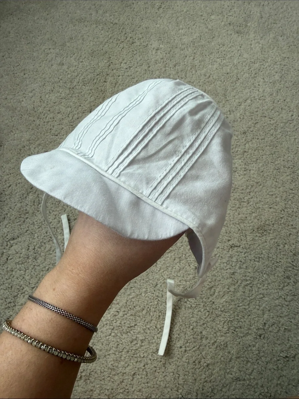 Newborn Bonnet with Ties
